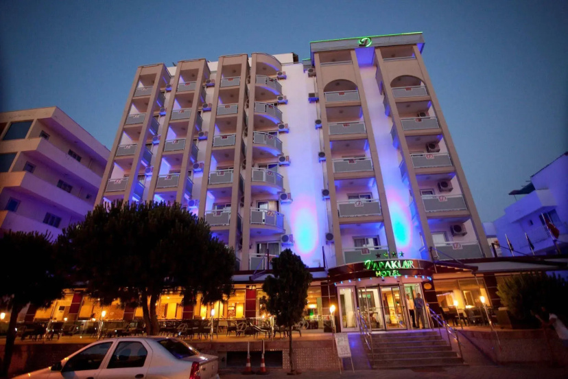 Duqqan Deluxe Hotel — отель рядом с интересными местами в Kusadasi