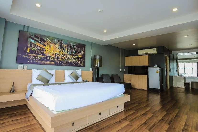 THE BEDROOM HATYAI
