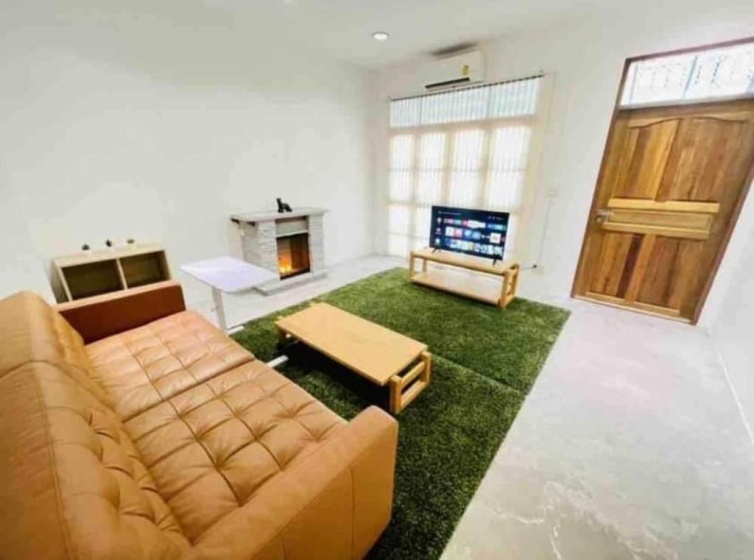 Global Home Apartment CMT — отель с удобствами в Бангкоке