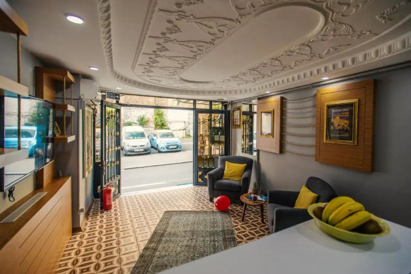 Maduro Hotel — отель в Стамбуле, Турция