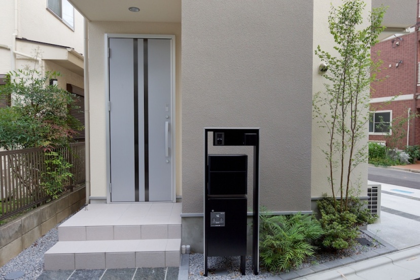 Nishi-Sugamo Guest House. 2min to Nishi-Sugamo Sta. 13min to Ikebukuro Sta. — отель с удобствами в Токио