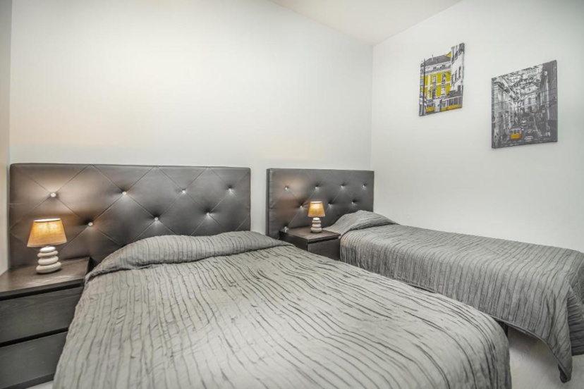 Apartamentos Lux Dinastia — комфортный отель в Лиссабоне