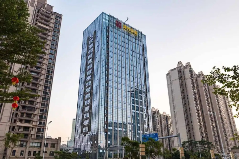 Li Tu Apartment Zhujiang New Town — комфортный отель в Гуанчжоу