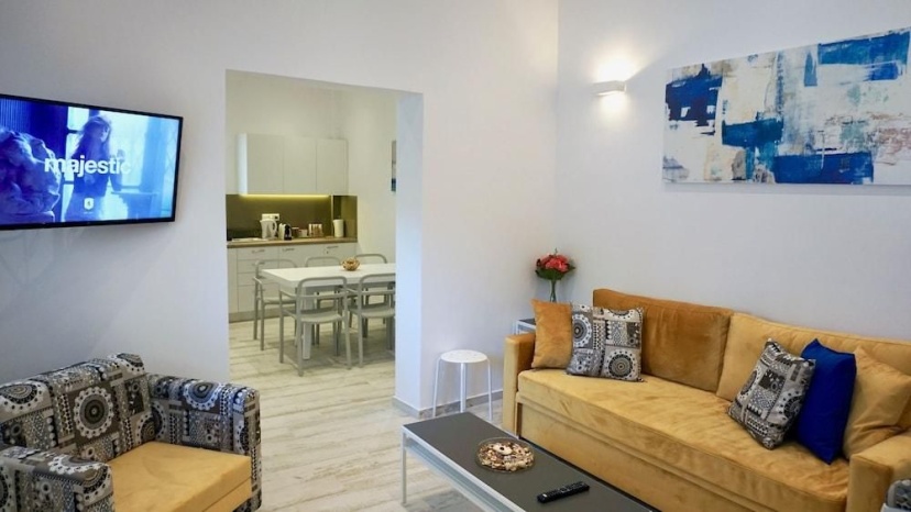 Цены на Lux Central Apt in Athens в Афины