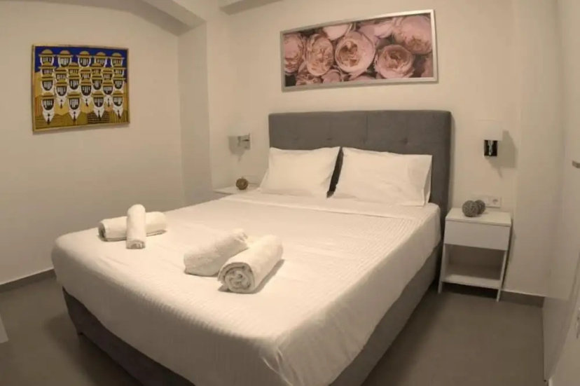 Synathens II - Apartments & Studios — забронировать отель в Афины