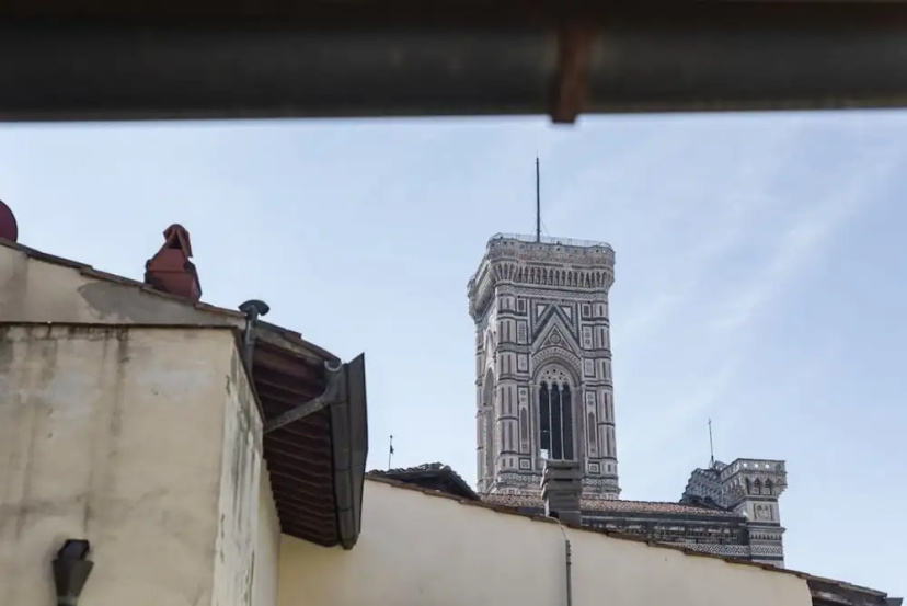 Apartments Florence - Elegant Giotto — отель с удобствами в Флоренции