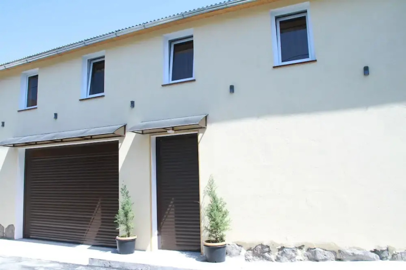 Villa Quattro - Villa with Open Pool and Eco Garden — забронировать отель в Ереван