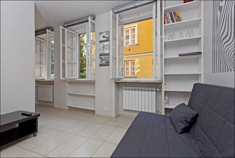 P&O Apartments Piekarska — отель с удобствами в Варшаве