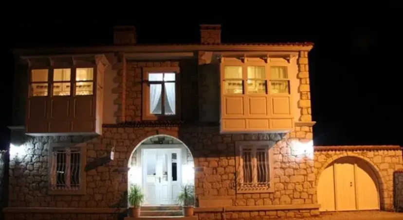 Сравните цены на Purlen Hotel в Чешме