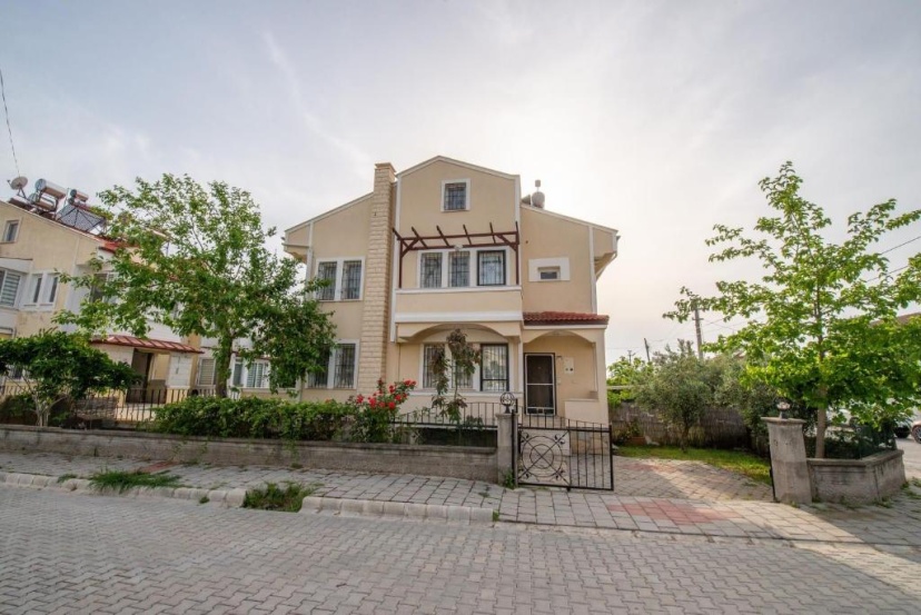 Sahile Yakın Havuzlu Villa 6+2 kişilik — отель с удобным расположением в Фетхие