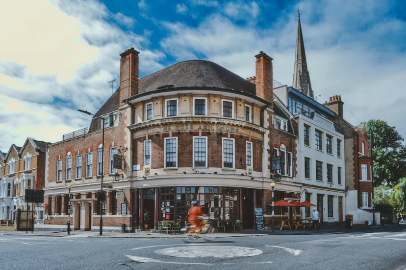 Rose and Crown Stoke Newington — отель с удобным расположением в Лондоне