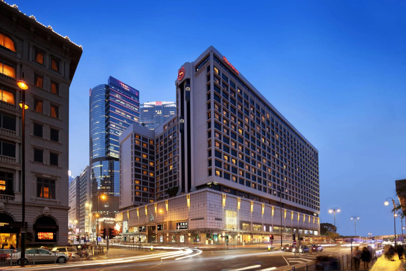 Sheraton Hong Kong Hotel & Towers — отель в Гонконг для семейного отдыха