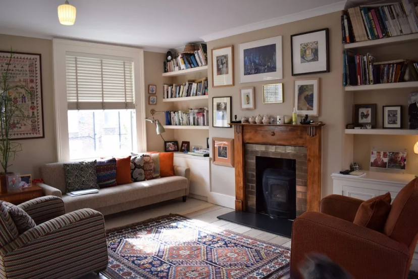 Цены на 2 Bedroom Family Home in Hammersmith в Лондоне