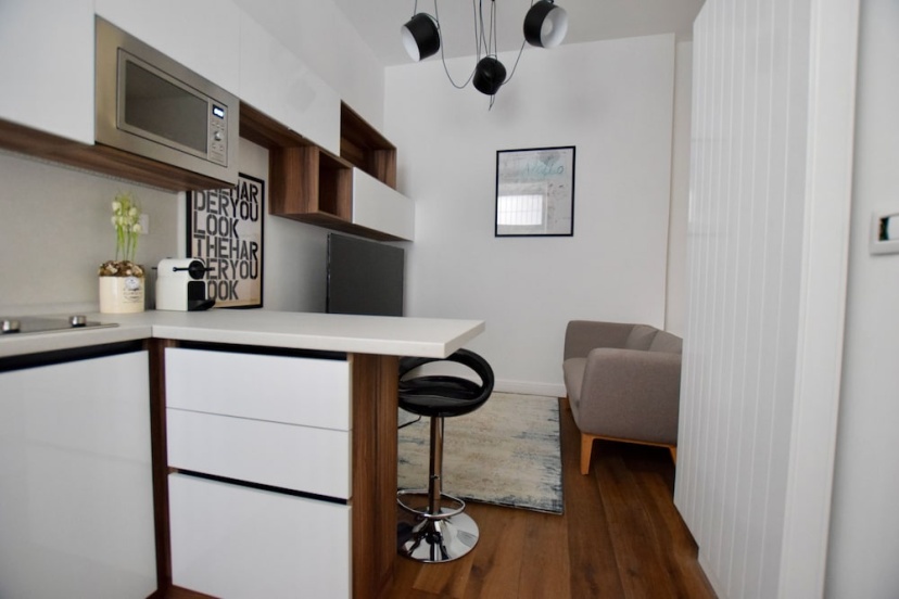 Luxury Apartment by Hi5 - Zichy Suites — отель с удобствами в Будапеште