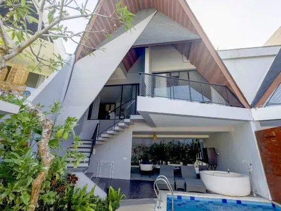 The Lavana Goms Villa Nusa Dua (2 Bedroom Villa) — комфортный отель в Нуса