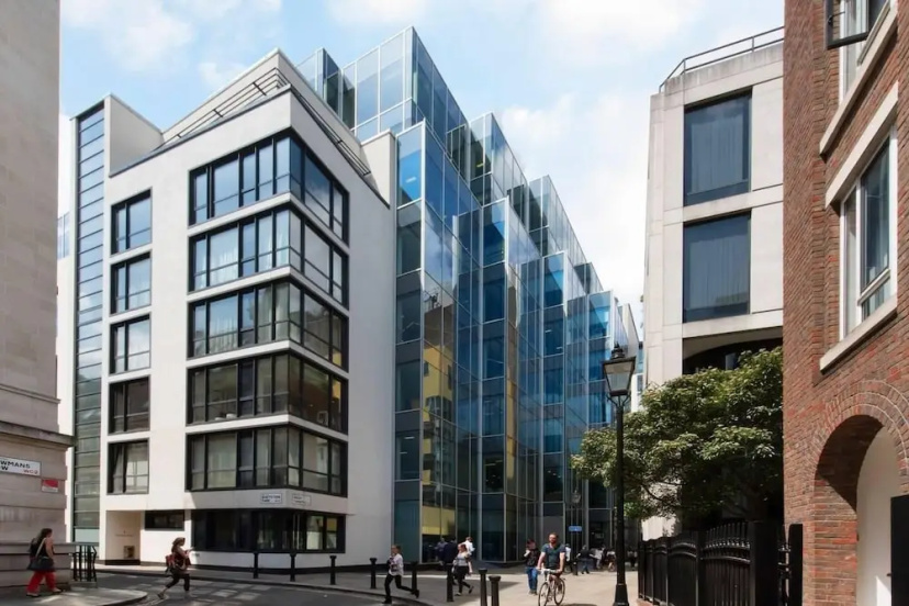 Sleek 1 Bedroom in the Heart of Central London — отзывы гостей и цены