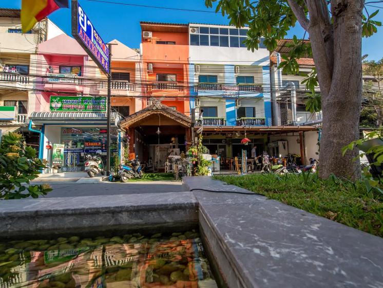 Nong Guest House — отель в Паттайе, Таиланд
