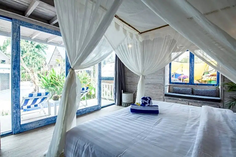 Seminyak Beach Hut — отель с удобствами в Кута