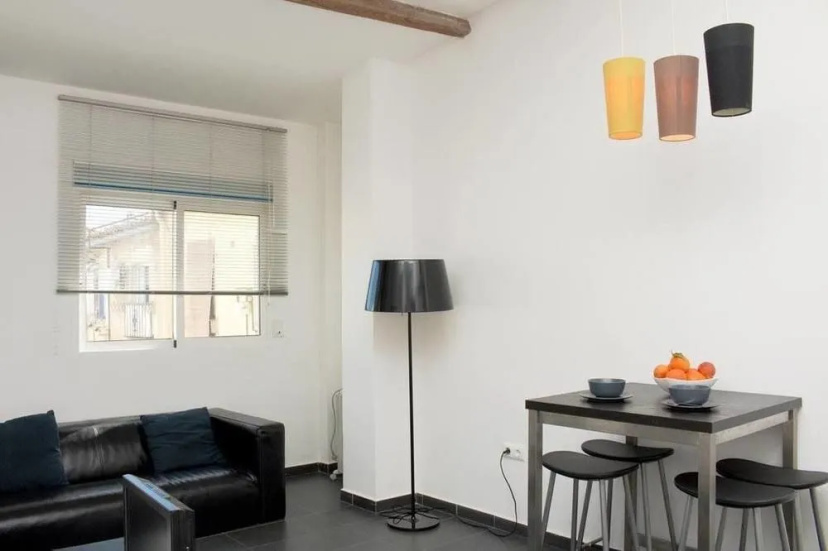 Na Jordana Apartments — отель с удобствами в Валенсии