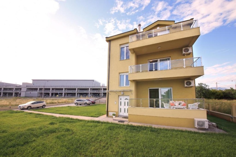 Apartments Aleksandra — забронировать отель в Подгорице