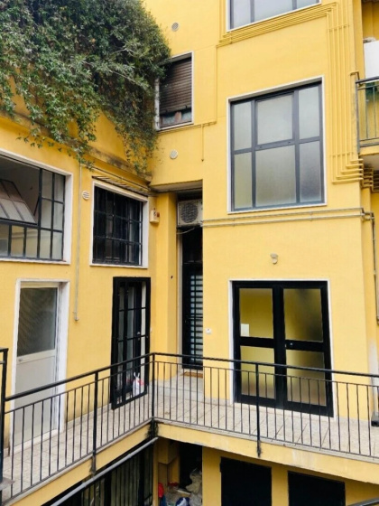 Frugoni Cozy apartment — отель с удобным расположением в Милане