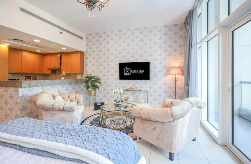 Elite LUX Holiday Homes - Bay Square Luxury Studio in Business Bay Dubai — отзывы гостей и цены