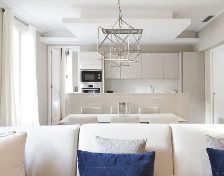 Цены на Hostal diagonal в Барселоне