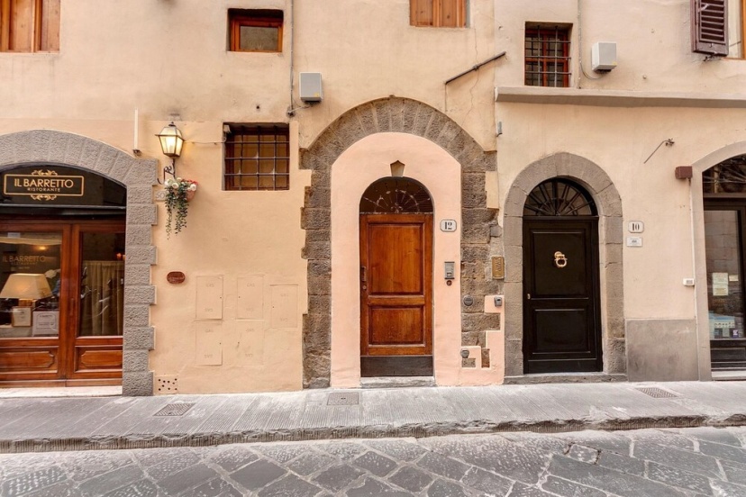 Цены на Parione 12 in Firenze в Флоренции