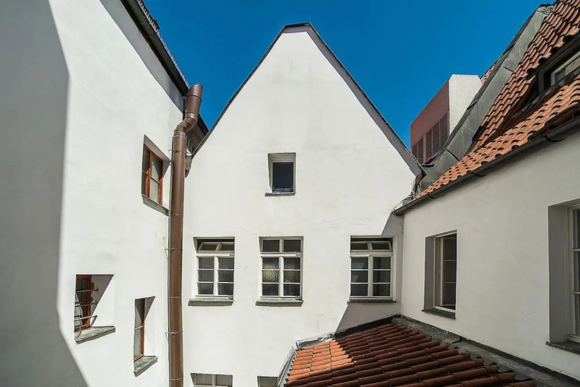 Unique Apt 250m from the Charles Bridge — отель с удобствами в Праге