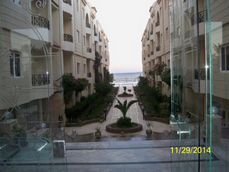 Цены на Palm Beach Piazza Apartments в Хургаде