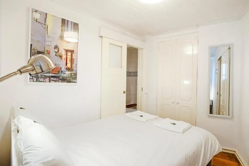 Bmyguest - Mouraria Central Apartment II — отель с удобным расположением в Лиссабоне
