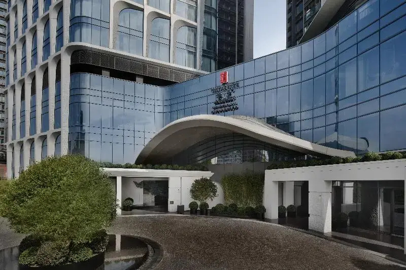 Сравните цены на HUALUXE Shenzhen Bao'an в Шэньчжэне