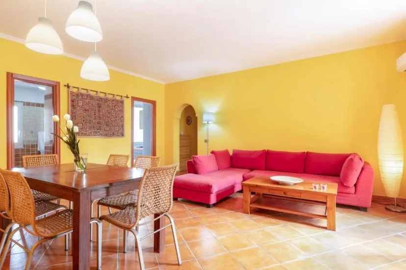 Maqueda Balcony Apartment — комфортный отель в Палермо