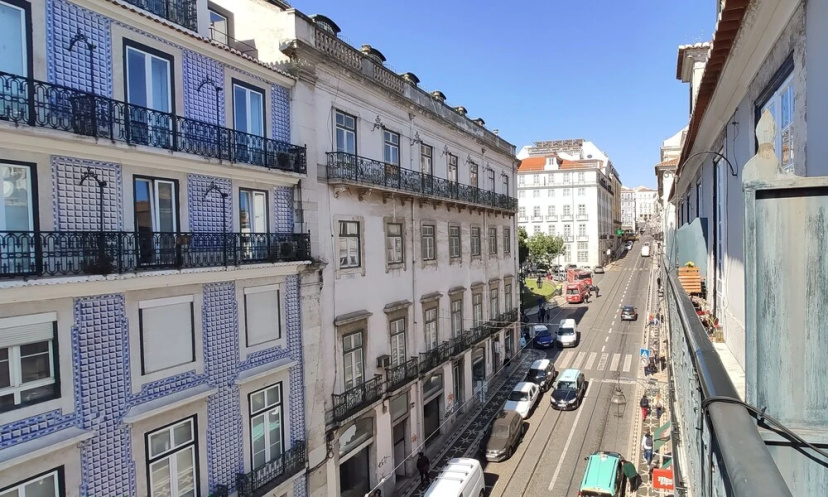 Luxury And Beautiful Apartment in Chiado — отзывы гостей и цены