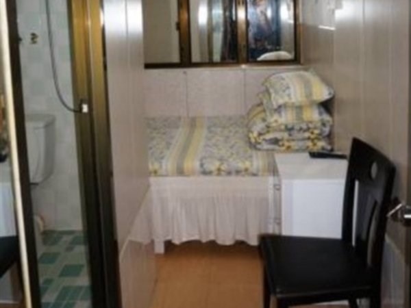 Lucky Guest House — отель с удобным расположением в Гонконг
