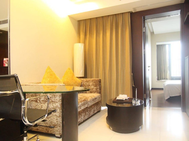 Private Apartments - The New Pearl River Offshore Branch — комфортный отель в Гуанчжоу