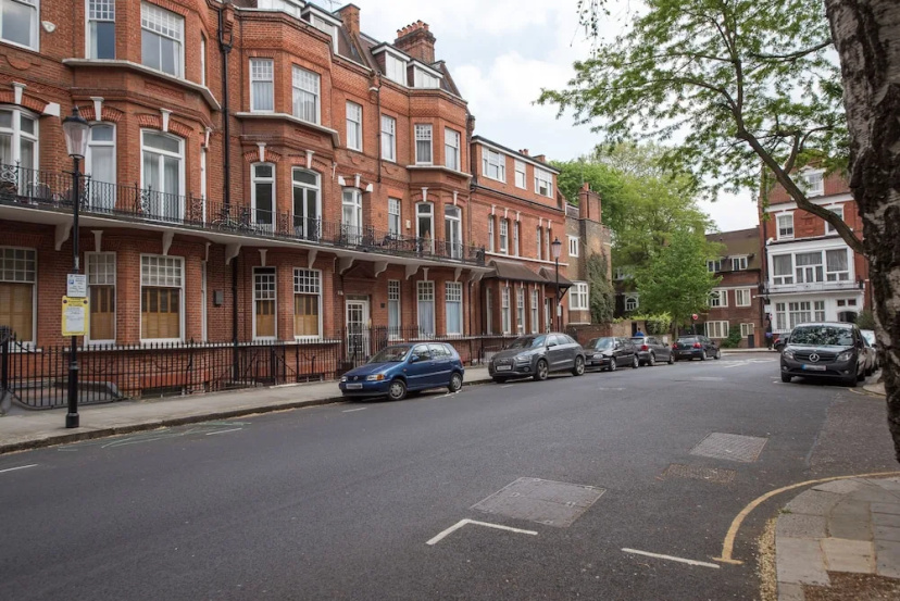 A Place Like Home - Comfortable South Kensington Apartment — отзывы гостей и цены