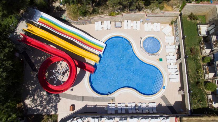 Hotel Pine Valley — комфортный отель в Олюдениз
