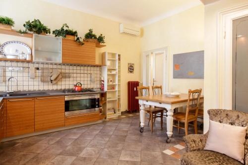 Цены на Porta Venezia Central Station Big Apartment в Милане