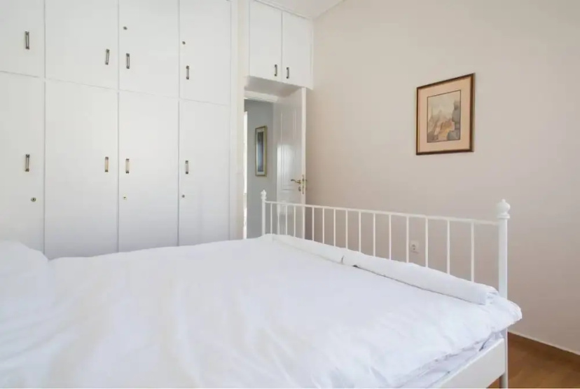 Neos Kosmos 1Bd Apt with Stunning Views — отель с удобствами в Афины