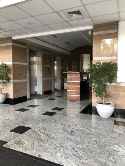 Hedges Court Residencies Town Hall-2 Room 3 Bed Apartment — отель с удобствами в Коломбо