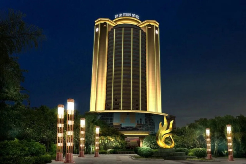 Junyi Hotel — отель с удобным расположением в Шэньчжэне