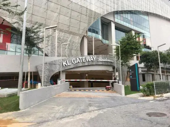 Цены на Spacious unit beside KL Gateway Mall в Куала-Лумпуре
