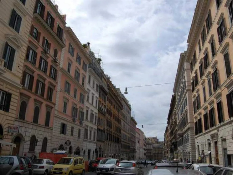 Appartamento Vicino al Colosseo — отель с удобствами в Риме