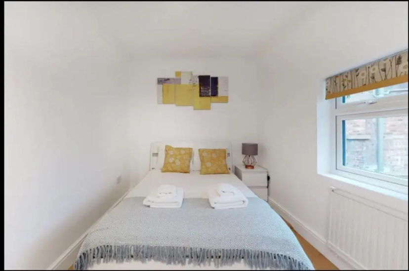 New Spacious 1 bed studio flat in Aldgate — отель в Лондоне, Соединенное Королевство