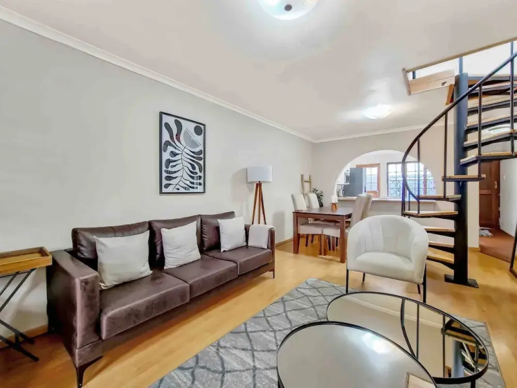 Цены на Self Check In-family Home-4 Km From Blouberg Beach в Кейптауне