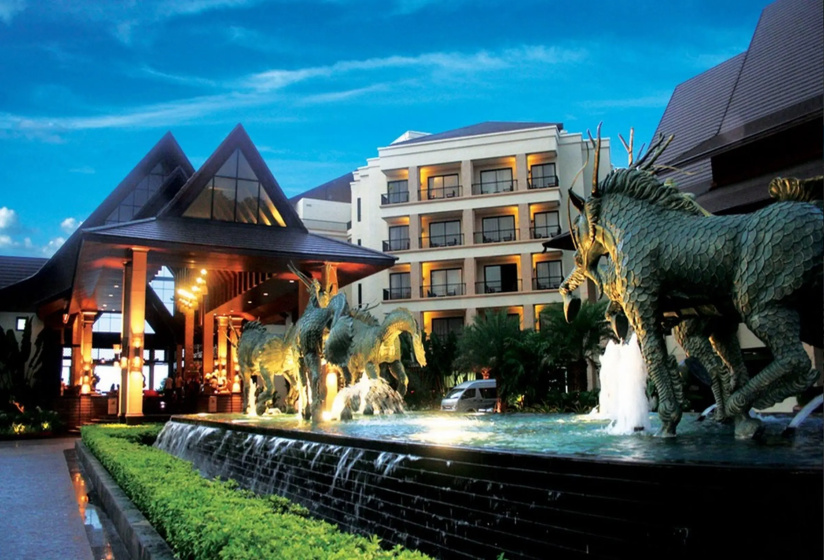 Garden Cliff Resort and Spa — забронировать отель в Паттайе