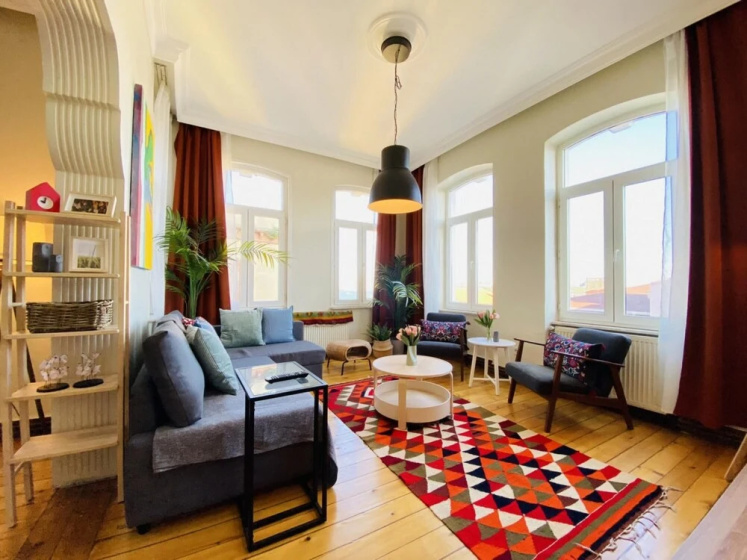 Missafir Historical Building 2 min to Galata Tower — комфортный отель в Стамбуле