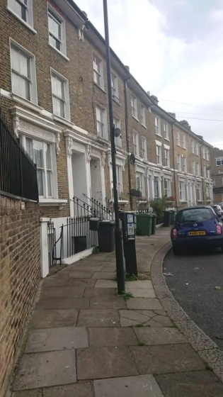 Цены на Victorian Garden Apartment in Brixton в Лондоне