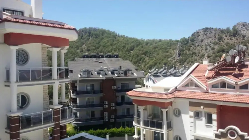 Lovely Apartment With Mountain View in Fethiye — отель с удобным расположением в Фетхие